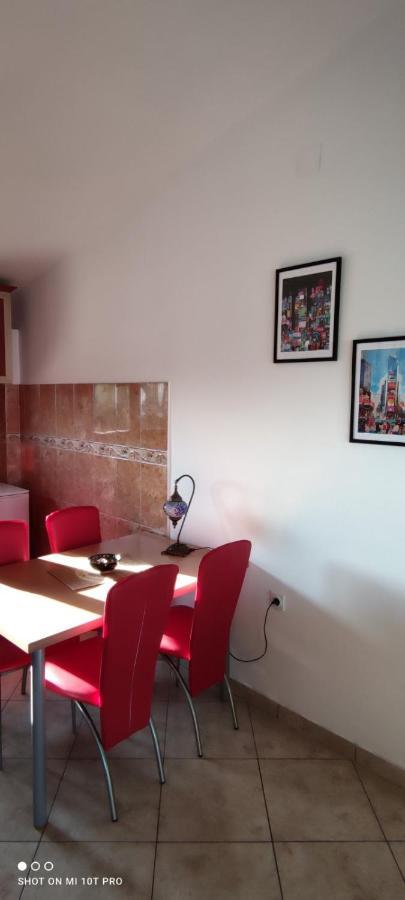 Apartments Tara Улцинь Экстерьер фото