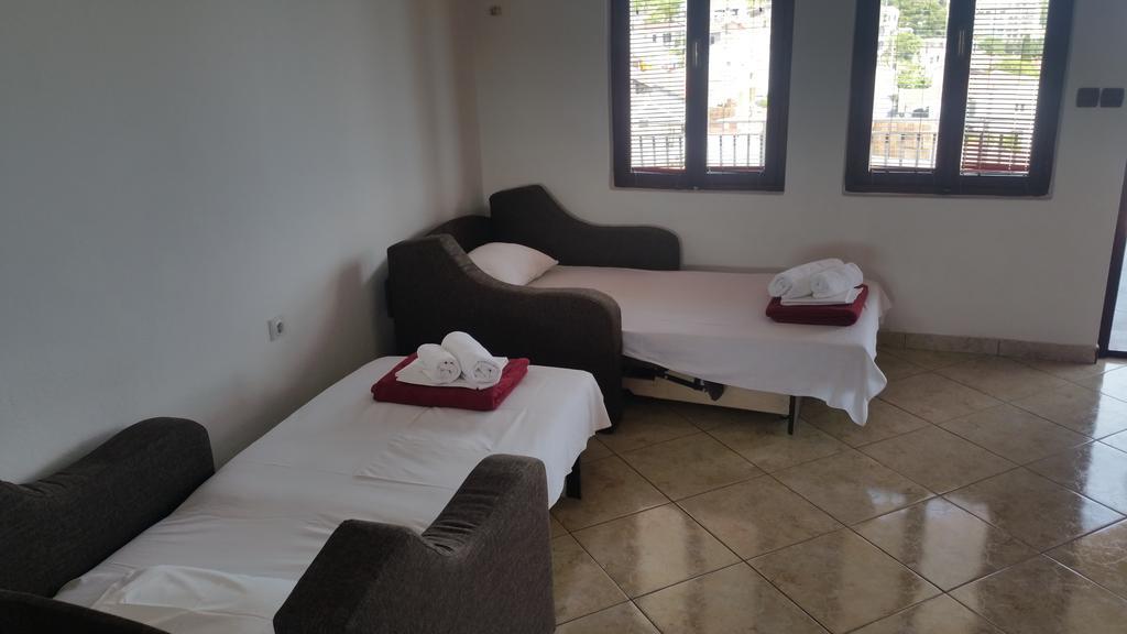Apartments Tara Улцинь Экстерьер фото
