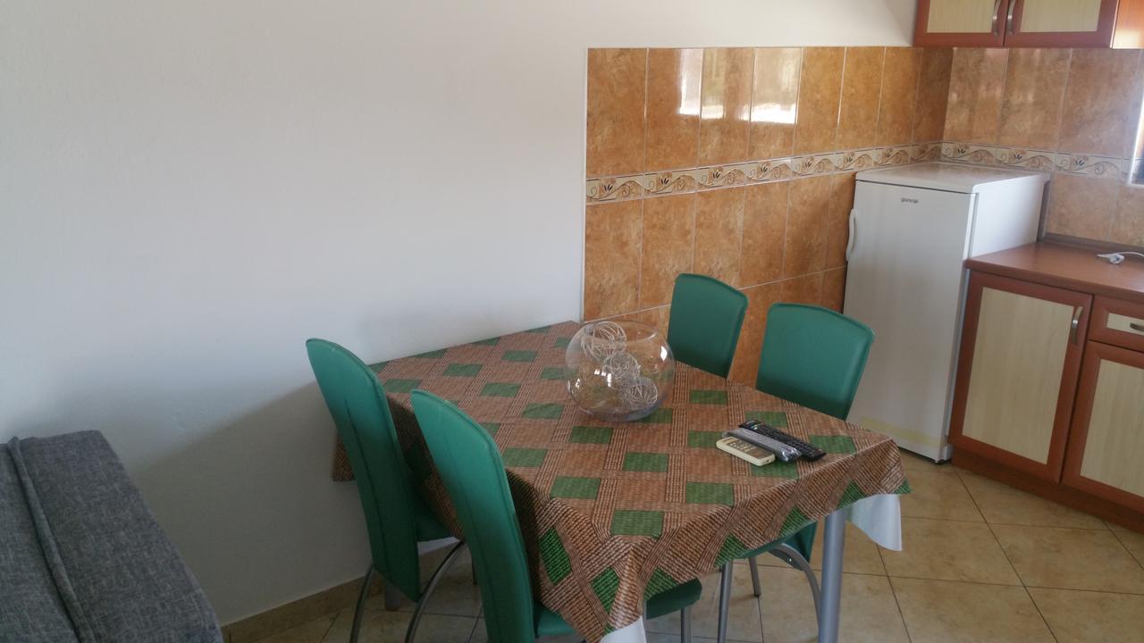 Apartments Tara Улцинь Экстерьер фото