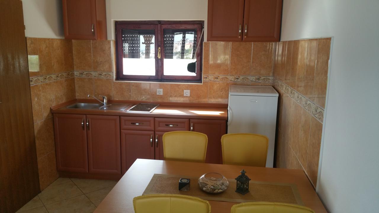 Apartments Tara Улцинь Экстерьер фото